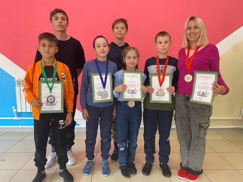 Юные шахматисты ЦДТ показали отличные результаты в выездном турнире