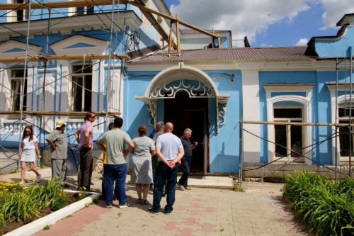 В этом году в Бугульме проходит капитальный ремонт фасада исторического здания, в котором располагается Бугульминский краеведческий музей — один из старейших в республике.