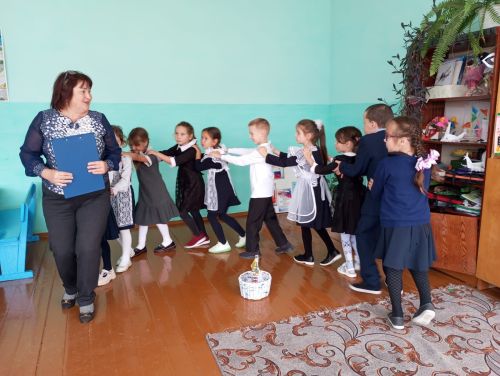 Каракашлинская сельская библиотека провела квиз «Путешествие по сказкам народов Поволжья»