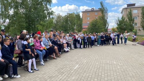 В Уруссинской школе искусств  День знаний встретили концертом