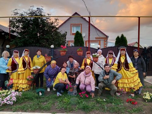Комсомольцы села Абсалямово — на празднике улицы