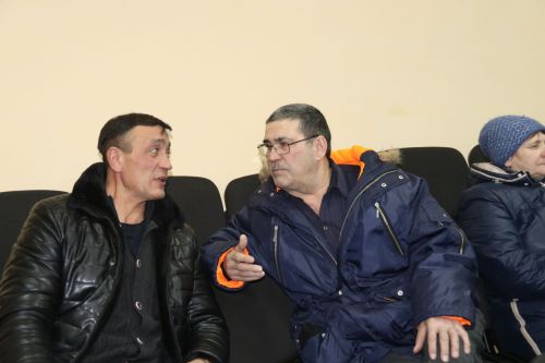 Абсалямовцы на сходе активно задавали вопросы