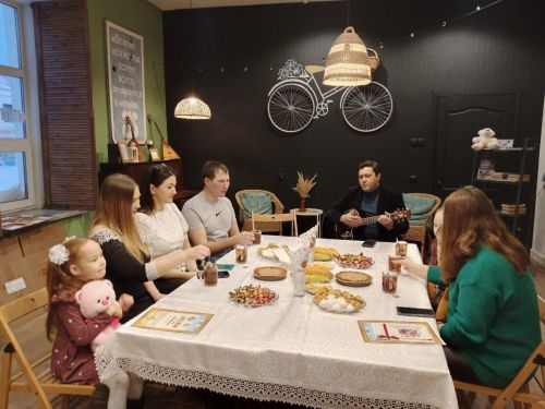 В Уруссинском РДК прошла церемония награждения участников фотоконкурса «Семья в объективе»