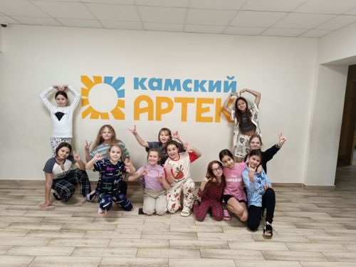 «Сударушки» отправились в «Камский Артек»