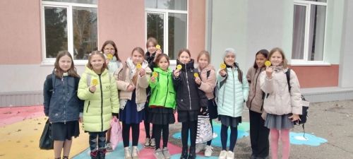 Участники проекта #смс-дети провели Республиканскую акцию «Поделись улыбкой»