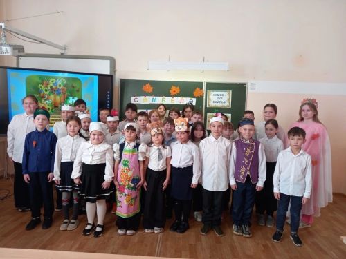 Во 2 школе прошел «Праздник Сюмбеля»