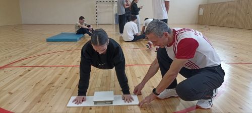 В эти выходные учащиеся 9-11 классов Уруссинской гимназии приняли участие в акции «ГТО-узнай свои возможности»