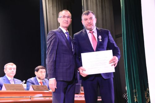 На заседании районного совета состоялась церемония награждения