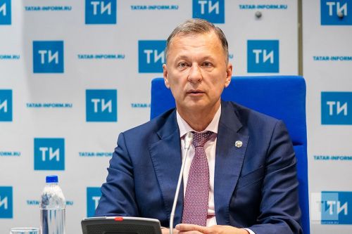 Сафиуллин напомнил о повышении лимитов социальных налоговых вычетов в 2024 году