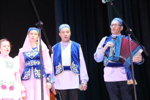 Байрякинская семья стала победителем фестиваля родословной