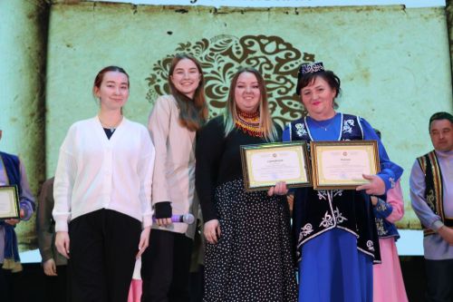Байрякинская семья стала победителем фестиваля родословной