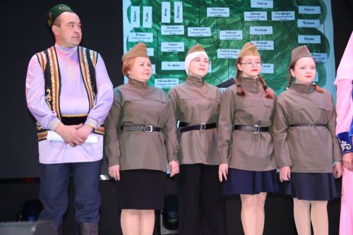 Байрякинская семья стала победителем фестиваля родословной