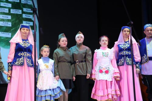 Байрякинская семья стала победителем фестиваля родословной