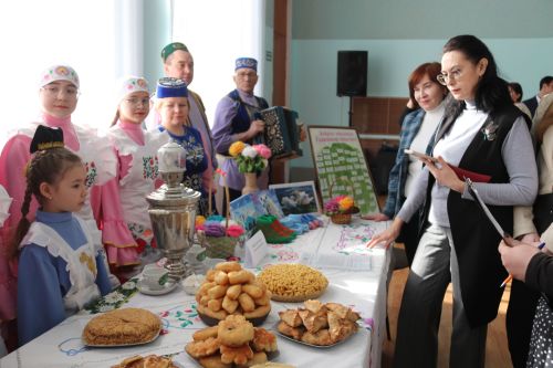 Байрякинская семья стала победителем фестиваля родословной
