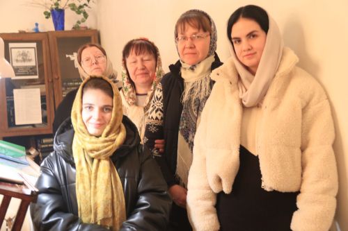 В Уруссинском Свято-Никольском храме прошла архиерейская литургия во Вселенскую родительскую субботу