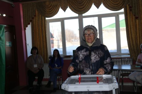 К «Востоку» стекается электорат