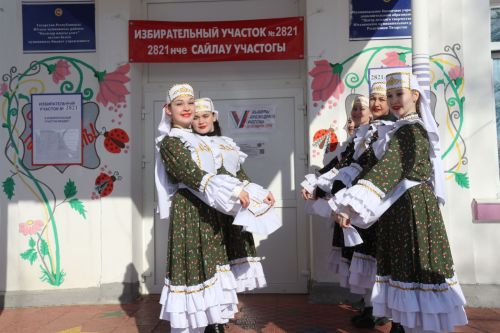 ЦДТ: выборы совпали с Масленицей
