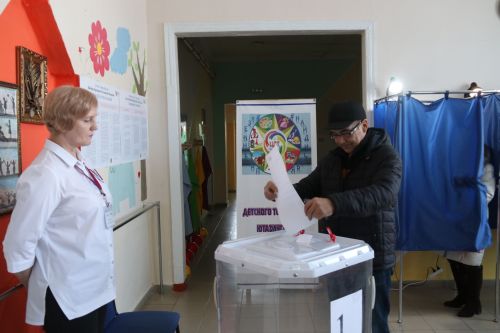 ЦДТ: выборы совпали с Масленицей