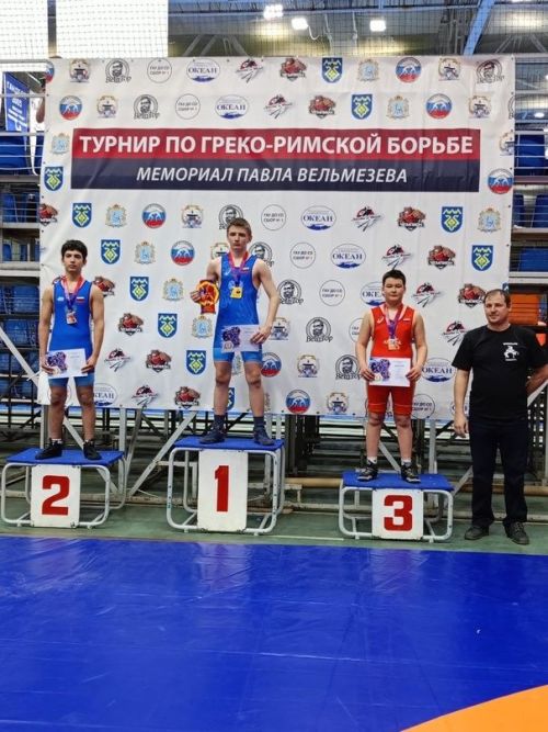 Ютазинские борцы завоевали бронзу