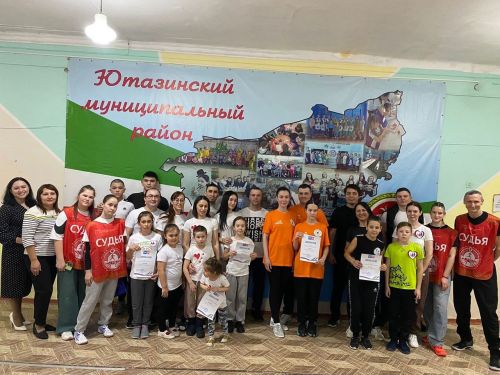 В Уруссинском ЦДТ собрались самые спортивные семьи района
