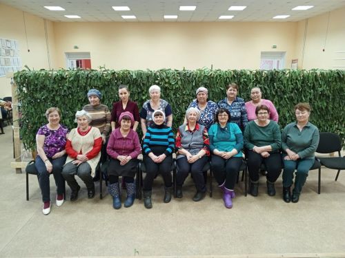 Волонтеры села Абсалямово изготовили первую маскировочную сеть