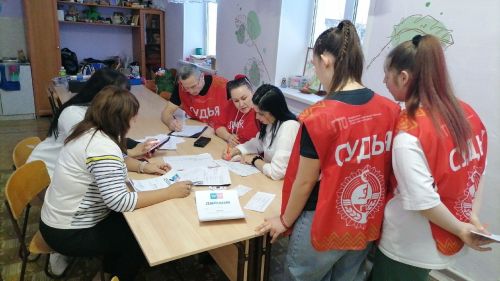 В Уруссинском ЦДТ собрались самые спортивные семьи района