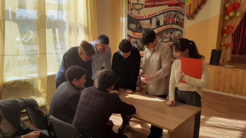 Проверку знаний в игре «Ловушка для интеллектуалов» прошли ютазинские школьник