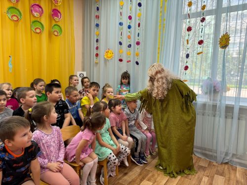 Уруссинские детсадовцы познакомились с героями сказок Габдуллы Тукая