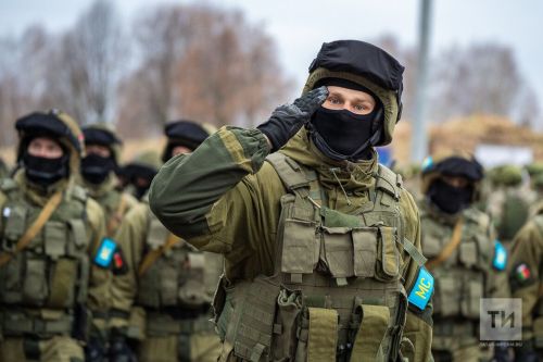 Участникам СВО, награжденным орденами и медалями, положена выплата в размере пяти окладов