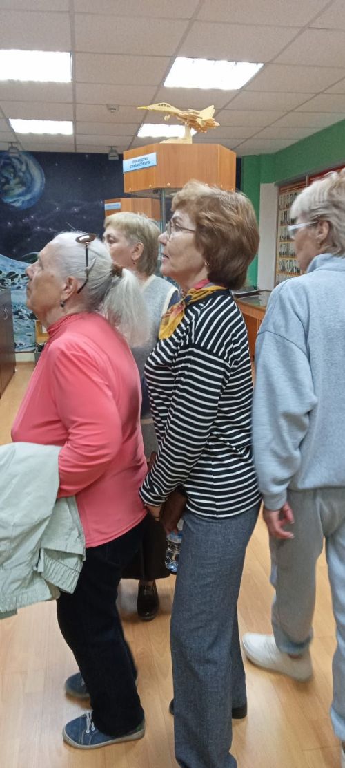 Уруссинский градообразующий завод «Электросоединитель» встретил гостей