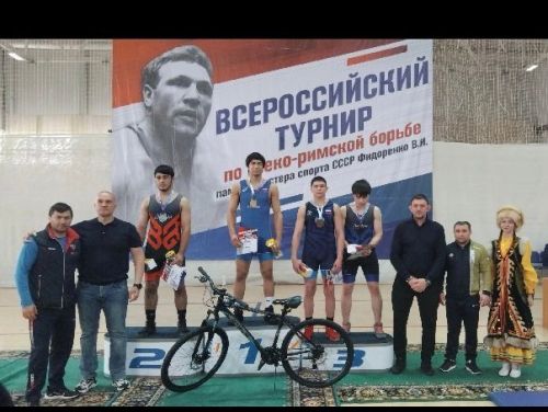 Уруссинский борец стал бронзовым призером