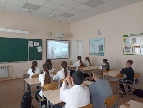В Уруссинской гимназии продолжаются занятия в рамках проекта «Билет в будущее»