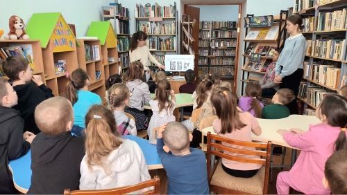 Ко дню космонавтики в районной библиотеке прошел информационный час