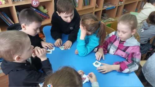 Ко дню космонавтики в районной библиотеке прошел информационный час
