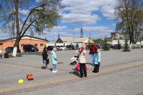 На площади РДК прошло праздничное мероприятие