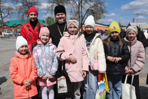 На площади РДК прошло праздничное мероприятие