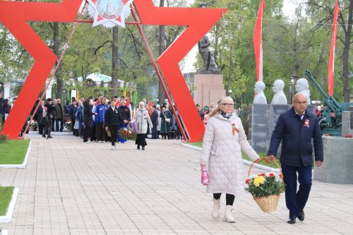 9 Мая: ютазинцы за содружество серпа и молота