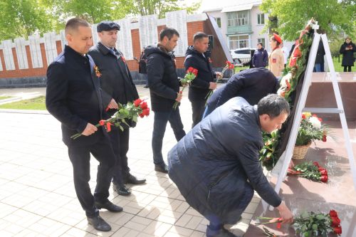 9 Мая: ютазинцы за содружество серпа и молота