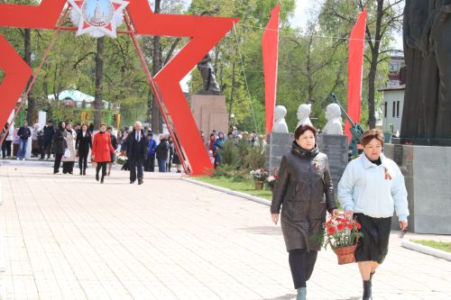 9 Мая: ютазинцы за содружество серпа и молота