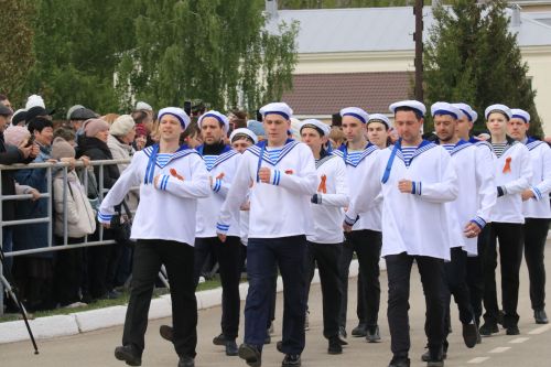 9 Мая: ютазинцы за содружество серпа и молота