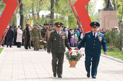 9 Мая: ютазинцы за содружество серпа и молота