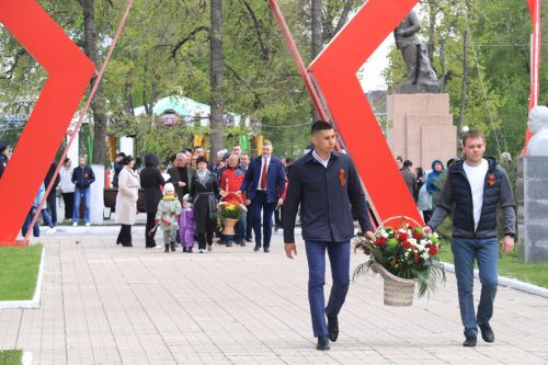 9 Мая: ютазинцы за содружество серпа и молота