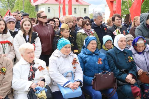 9 Мая: ютазинцы за содружество серпа и молота
