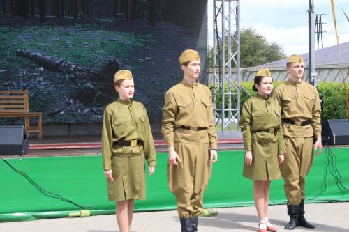 9 Мая: ютазинцы за содружество серпа и молота