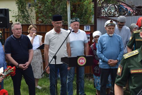 Жители района попрощались с погибшим в СВО земляком