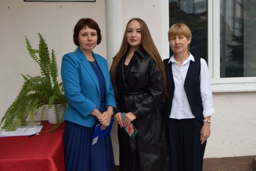 Уруссинские школьники получили аттестаты