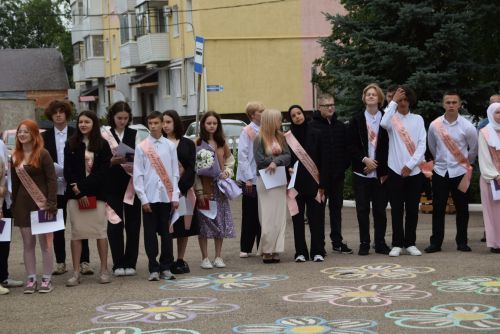 Уруссинские школьники получили аттестаты