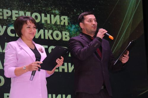 На главном подмостке Ютазинского района чествовали лучших из лучших выпускников школ