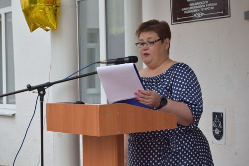 Уруссинские школьники получили аттестаты