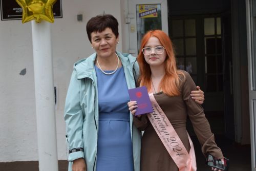 Уруссинские школьники получили аттестаты